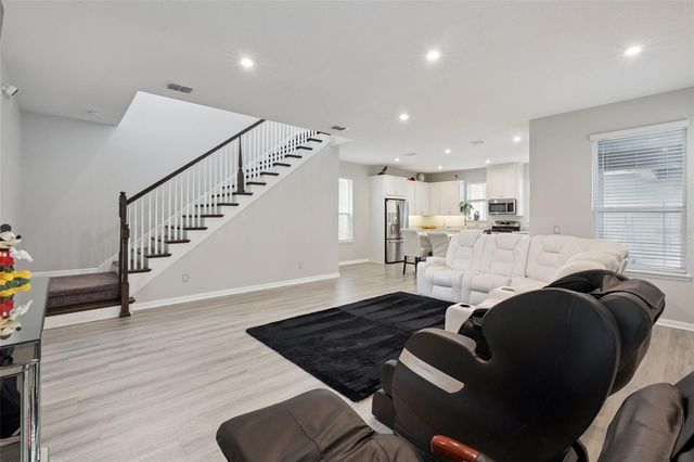 4642 PRAIRIE CREEK STREET, Winter Garden, FL 34787