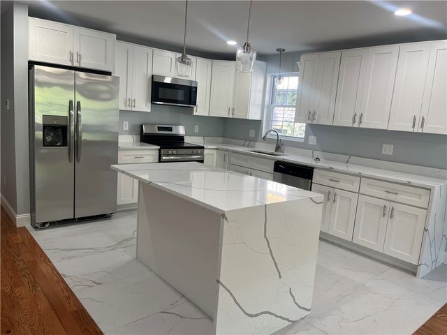 23 concannon Street, Providence, RI 02904