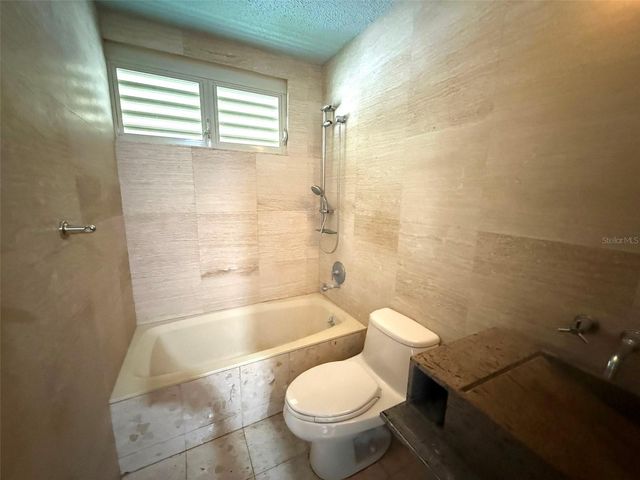 Tintillo TINTILLO, Guaynabo, PR 00966