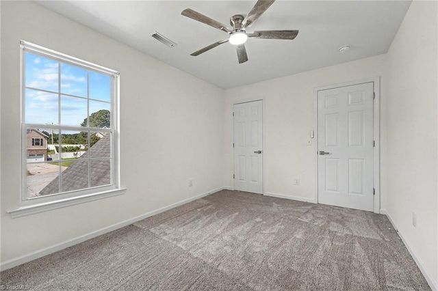 112 Parkview Court, Archdale, NC 27263