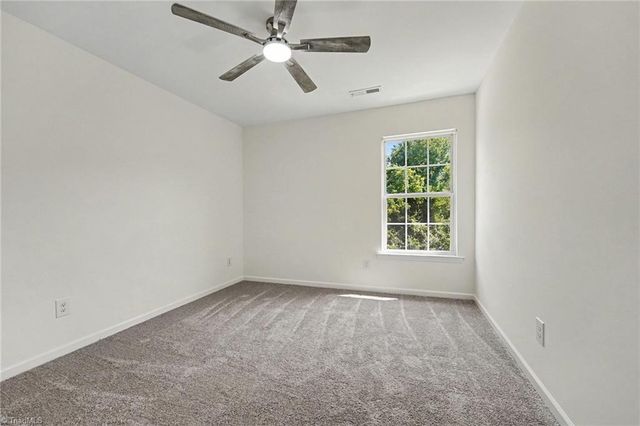 112 Parkview Court, Archdale, NC 27263