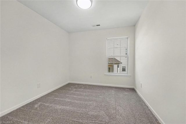 112 Parkview Court, Archdale, NC 27263