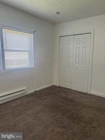 2 QUARRY ST, Coatesville, PA 19320