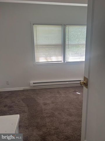 2 QUARRY ST, Coatesville, PA 19320