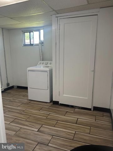 2 QUARRY ST, Coatesville, PA 19320