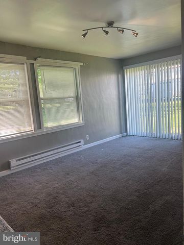 2 QUARRY ST, Coatesville, PA 19320