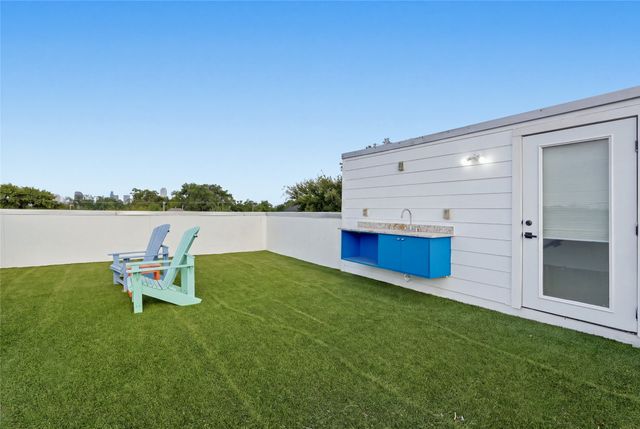 1808 Shaw Street, Dallas, TX 75212