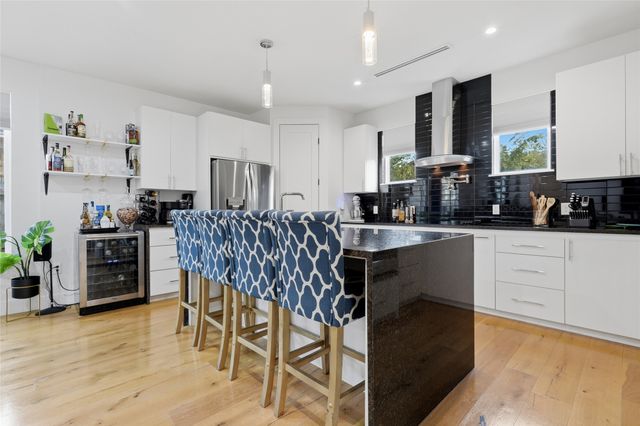 1808 Shaw Street, Dallas, TX 75212
