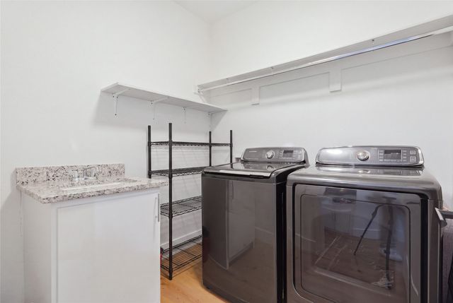 1808 Shaw Street, Dallas, TX 75212