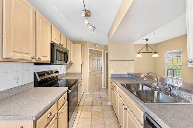 420 SUMMIT RIDGE PLACE 316, Longwood, FL 32779
