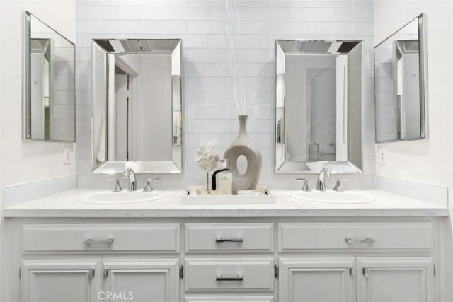 21249 Cancun, Mission Viejo, CA 92692