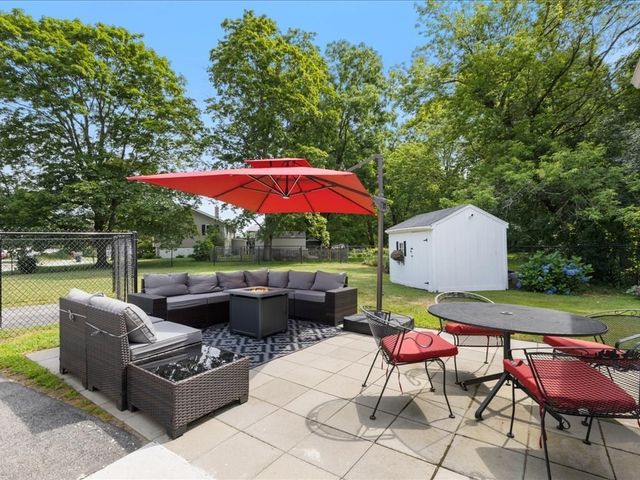 3 Michael Rd, Dracut, MA 01826