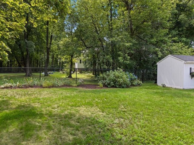 3 Michael Rd, Dracut, MA 01826