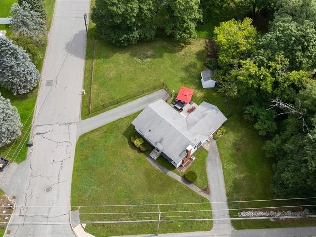 3 Michael Rd, Dracut, MA 01826