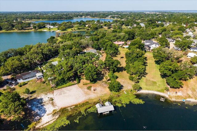 1505 E CROOKED LAKE DRIVE, Eustis, FL 32726