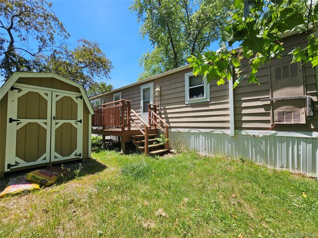57 Sheafe Rd, Poughkeepsie, NY 12601