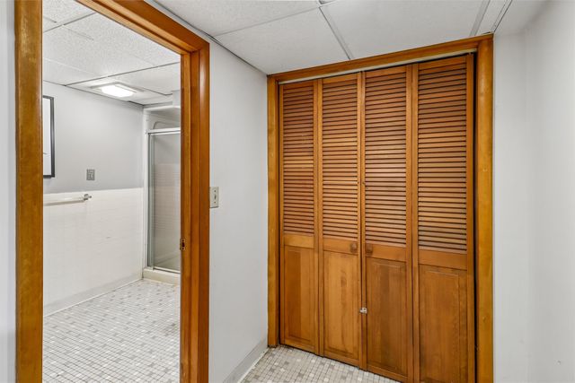 2814 E 39th Street, Des Moines, IA 50317