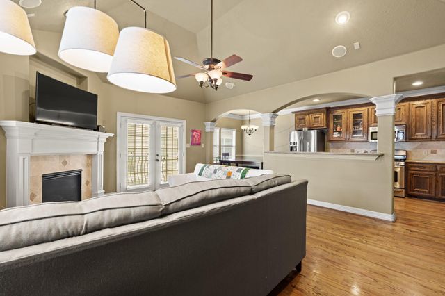 4609 Sharman Street, Houston, TX 77009