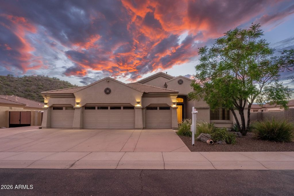 1730 N BERRETT --, Mesa, AZ 85207 — photo 5