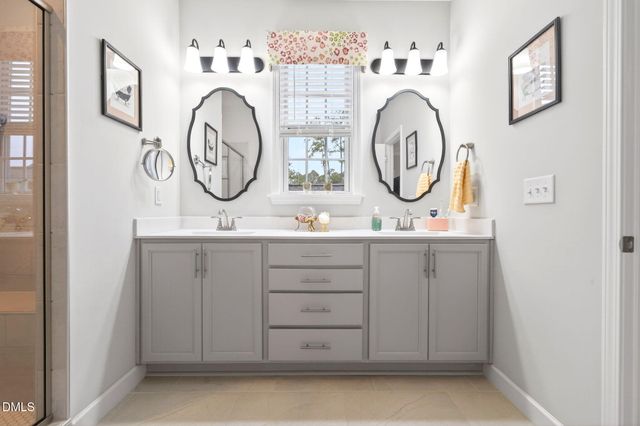 104 Etteinne Garden Lane, Wake Forest, NC 27587