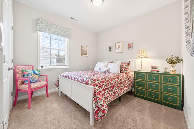 104 Etteinne Garden Lane, Wake Forest, NC 27587