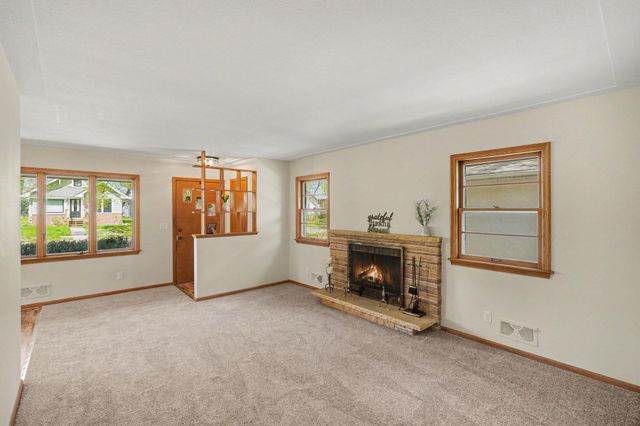 2813 40th Avenue S, Minneapolis, MN 55406