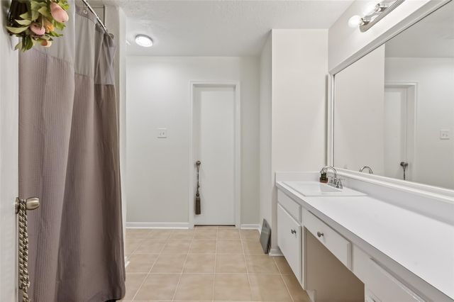 22626 August Leaf Dr, Tomball, TX 77375