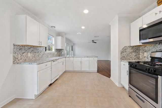 22626 August Leaf Dr, Tomball, TX 77375