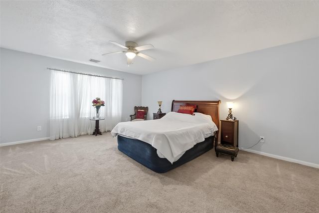 22626 August Leaf Dr, Tomball, TX 77375