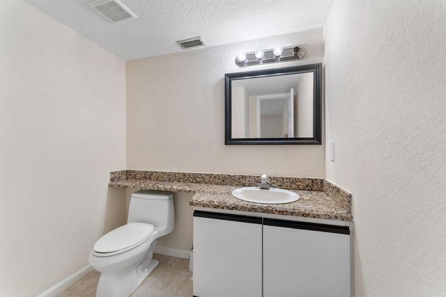 2704 Vision Drive, Palm Beach Gardens, FL 33418