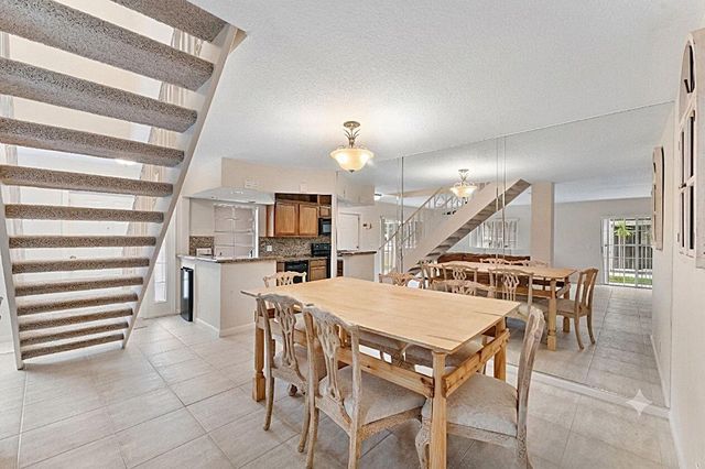 2704 Vision Drive, Palm Beach Gardens, FL 33418