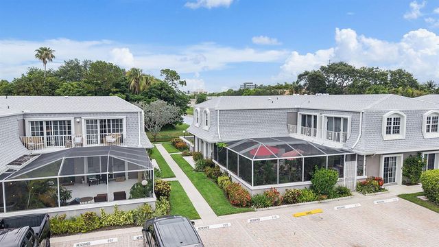 2704 Vision Drive, Palm Beach Gardens, FL 33418