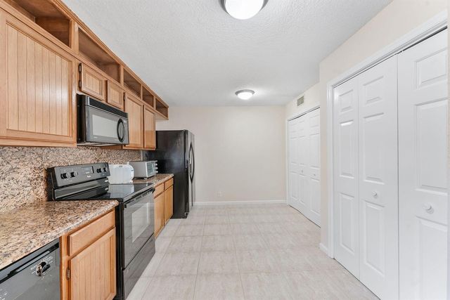 2704 Vision Drive, Palm Beach Gardens, FL 33418