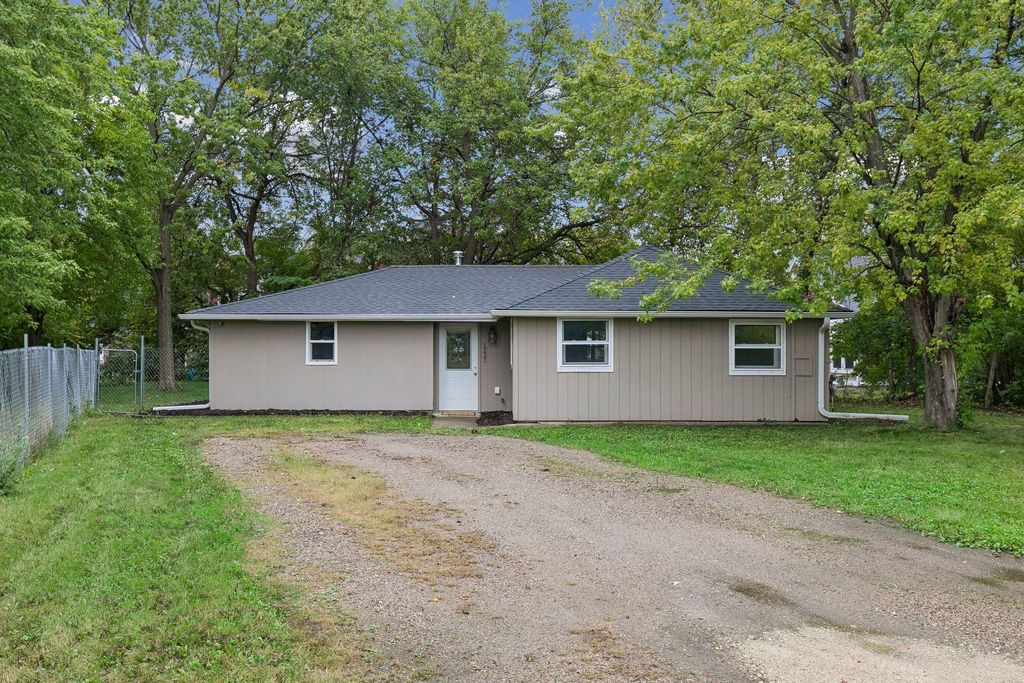 1221 Jefferson Road, Northfield, MN 55057 — photo 2