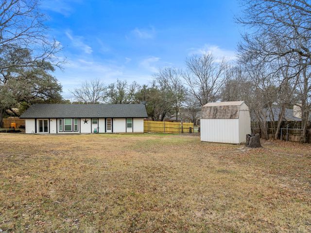 104 Jerry Street, Gatesville, TX 76528