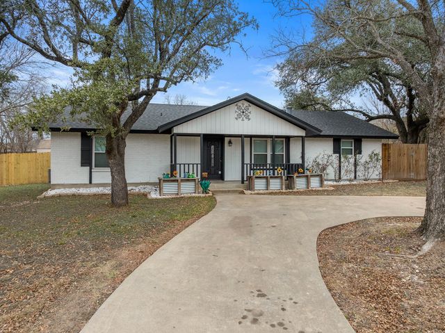 104 Jerry Street, Gatesville, TX 76528