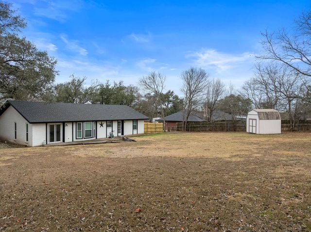 104 Jerry Street, Gatesville, TX 76528