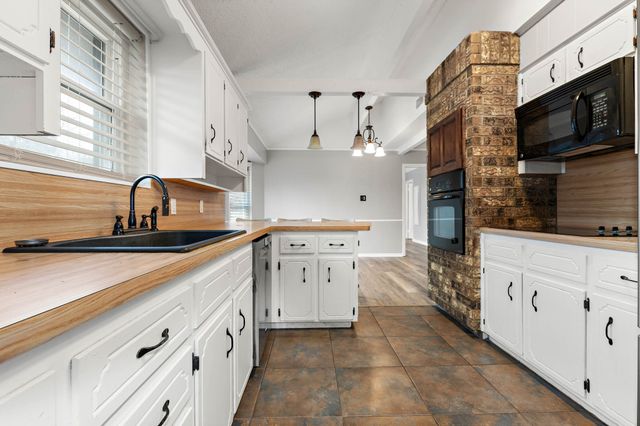 104 Jerry Street, Gatesville, TX 76528