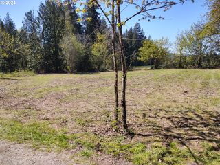 27238 Se CARL St, Gresham, OR 97080