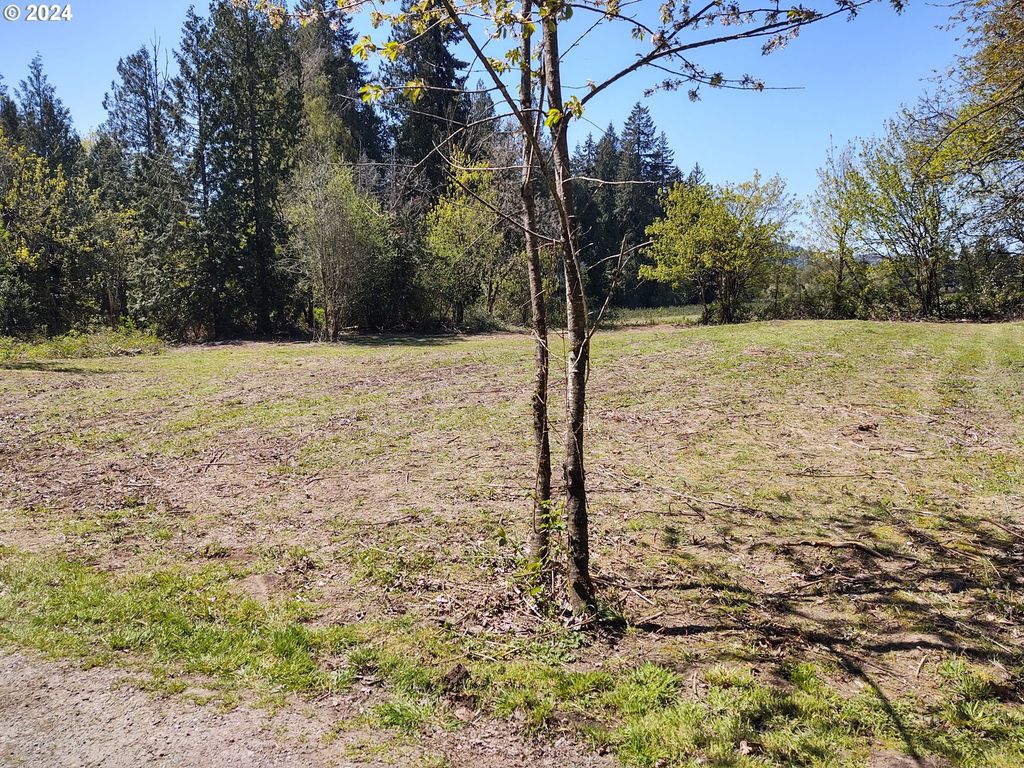 27238 Se CARL St, Gresham, OR 97080