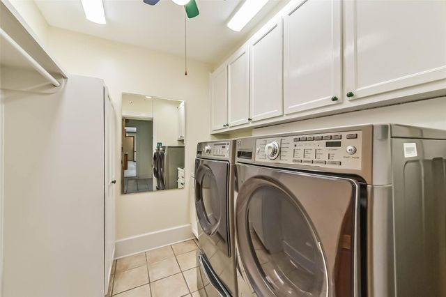 6637 Merry Lane, Houston, TX 77023