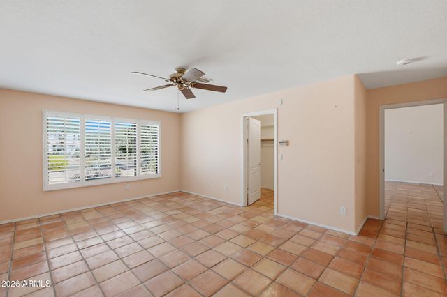 125 E BLUE EAGLE Lane, Phoenix, AZ 85086