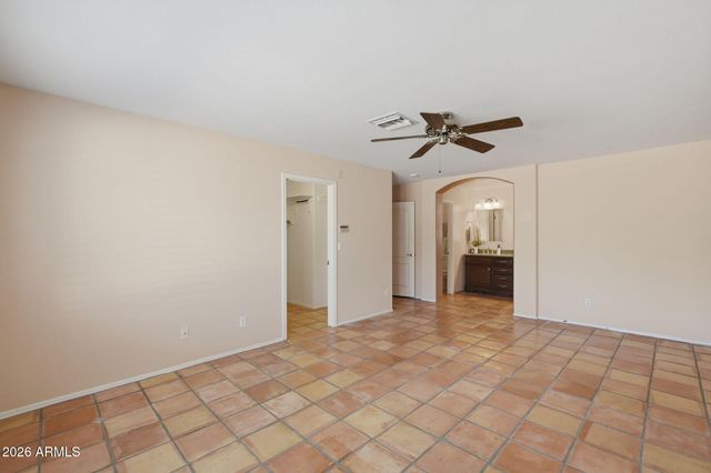 125 E BLUE EAGLE Lane, Phoenix, AZ 85086