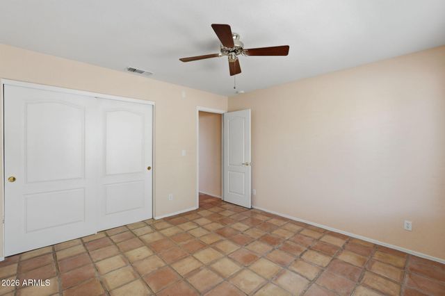 125 E BLUE EAGLE Lane, Phoenix, AZ 85086