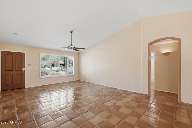 125 E BLUE EAGLE Lane, Phoenix, AZ 85086