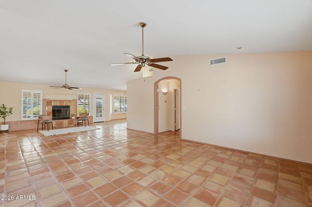 125 E BLUE EAGLE Lane, Phoenix, AZ 85086