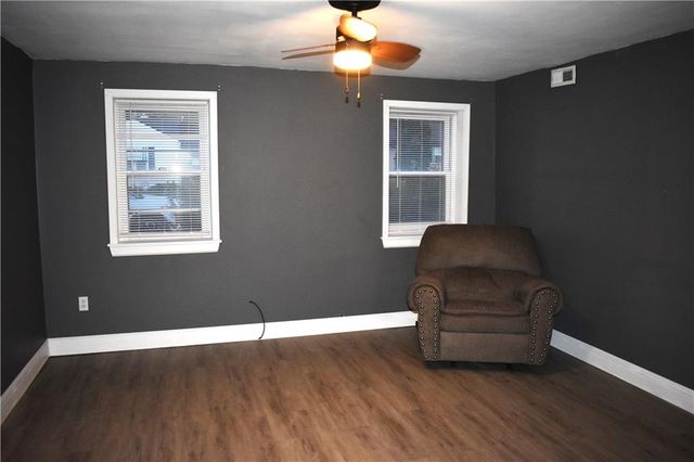 606 W Locust Street, Plattsburg, MO 64477