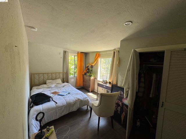 533 31st Street, Oakland, CA 94609