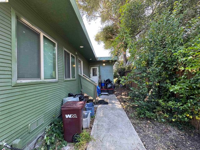 533 31st Street, Oakland, CA 94609