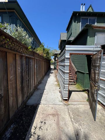 533 31st Street, Oakland, CA 94609